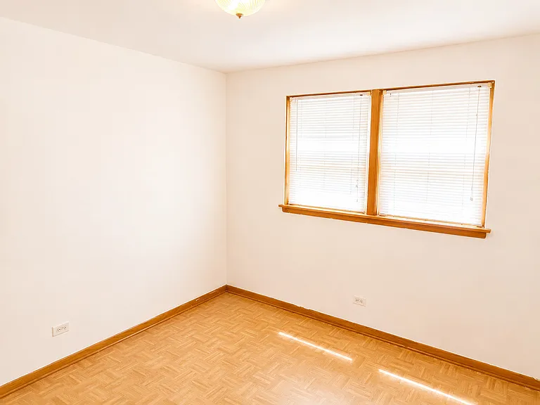 7560 Waukegan Rd #GC — Photo 4