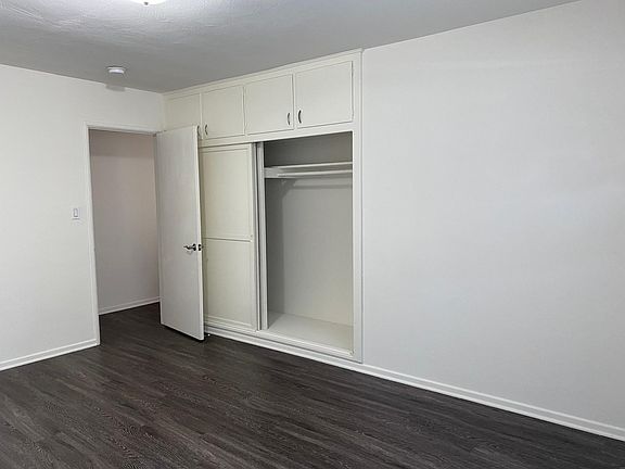4th image of 1032 Portola Dr #1032