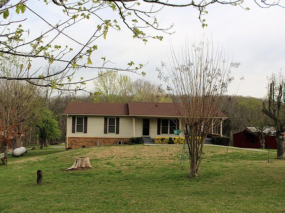 2nd image of 168 New Middleton Hwy