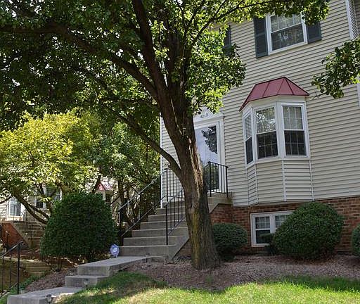 4th image of 4213 Stockbridge Dr #7A