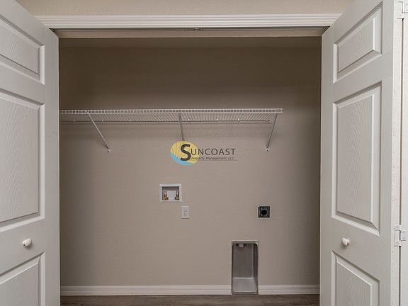 3rd image of 9085 N Travis Dr