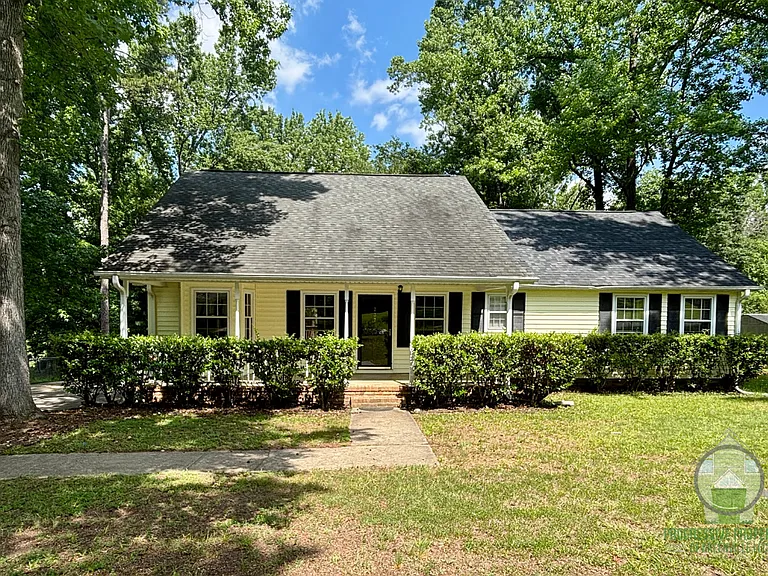 237 Enoree Cir — Photo 1