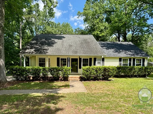 237 Enoree Cir, Greer, SC 29650