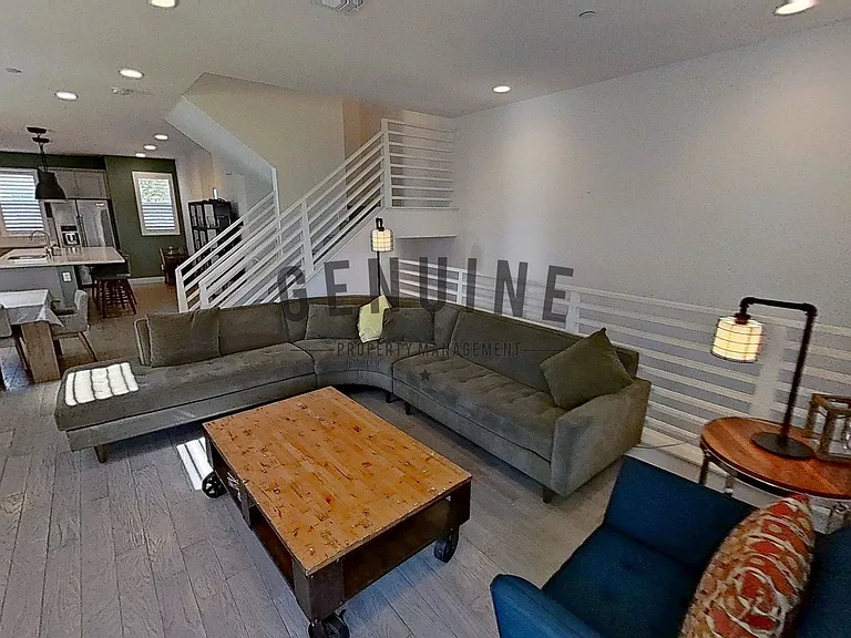 664 Wedge — Photo 28