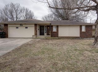 1348 E Nora St, Springfield, MO 65803