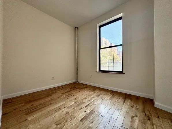 541 West 142nd Street image 9 of 15