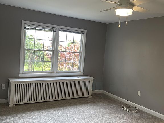 5th image of 171 Talbott St #171
