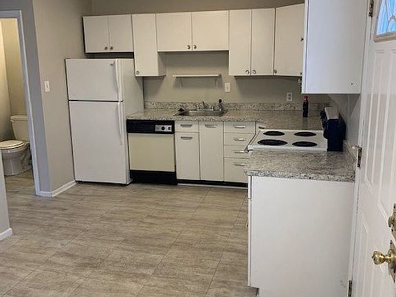 2nd image of 507 S 30th St APT B