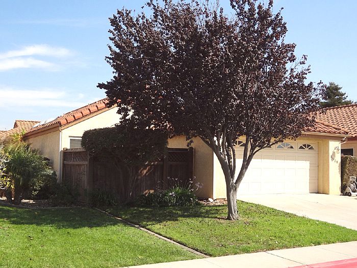1st image of 2438 N Acacia St