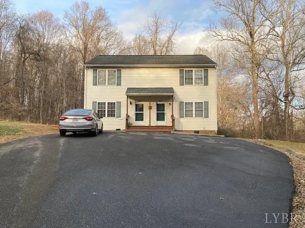 110 Waughs Ferry Rd, Amherst, VA 24521