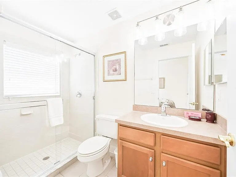 723 Old Bridge Cir — Photo 9