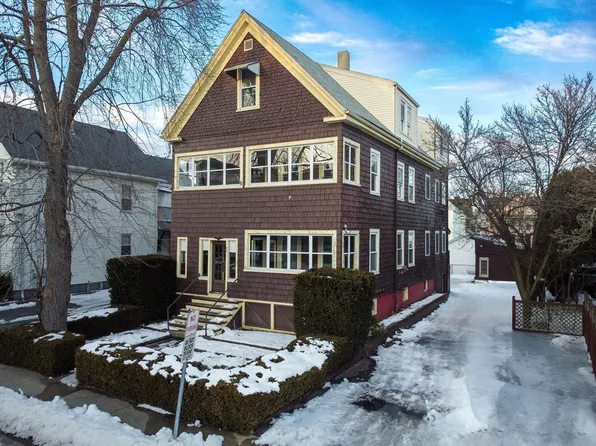 43 Hyde St, Revere, MA 02151