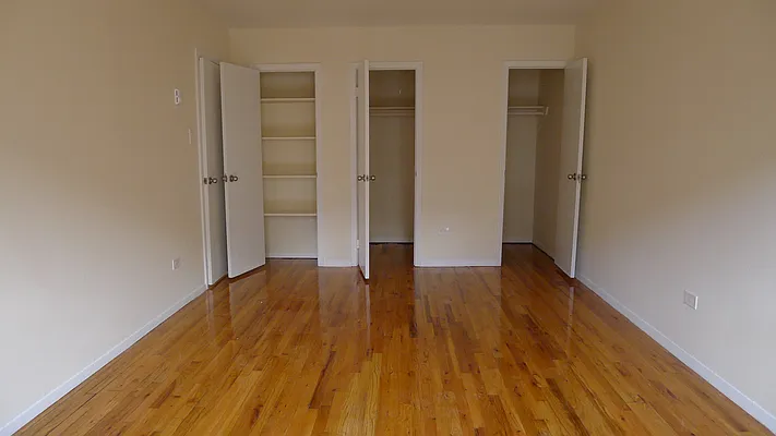 Rented by Oxford Property Group | media 11