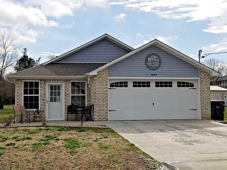1st image of 1094 Barker Dr