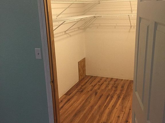 Master Bedroom Closet
