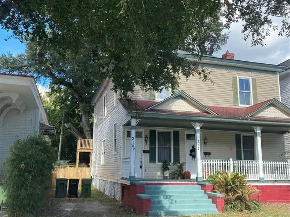 210 E 40th Street, Savannah, GA 31401