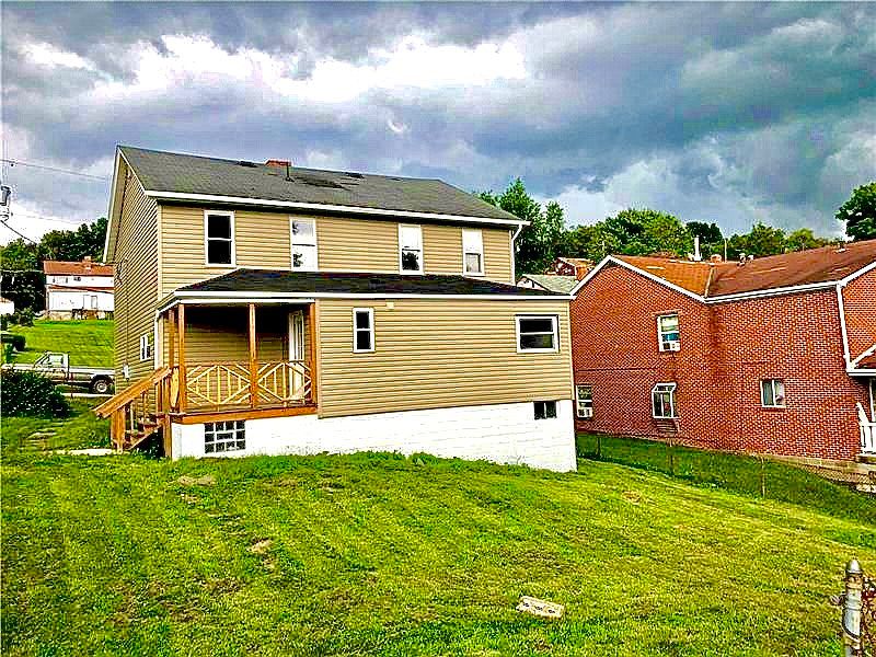 2nd image of 2904 Overhill St