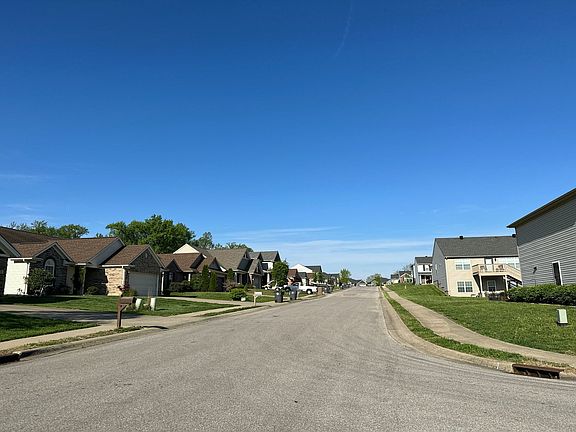 5th image of 819 Groveview Ct