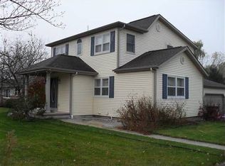 1110 Old Post Rd, Grand Ledge, MI 48837