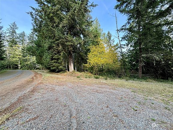 3rd image of 10011 108th Avenue Ct