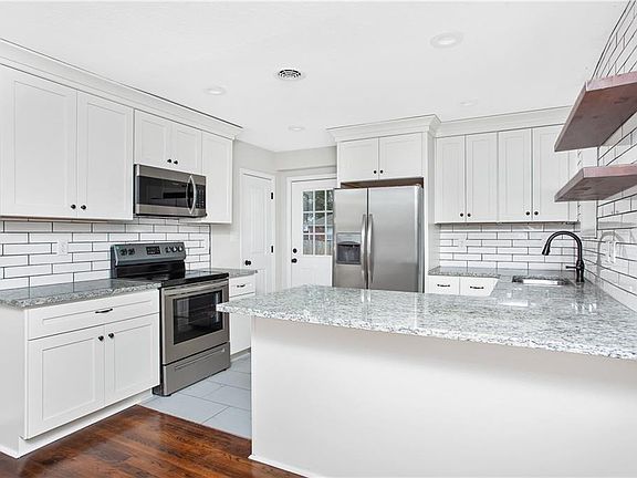 5th image of 5931 Sellger Dr