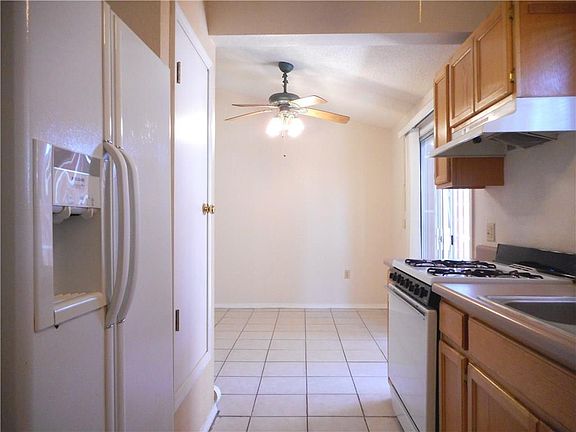 5th image of 3584 Oasis Dr