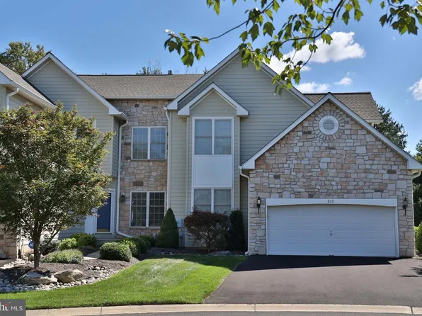 207 Birkdale Dr, Blue Bell, PA 19422