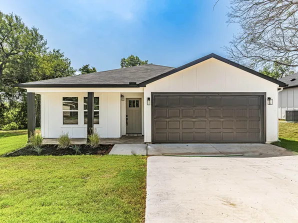 2707 Terrace Ct, Granbury, TX 76048