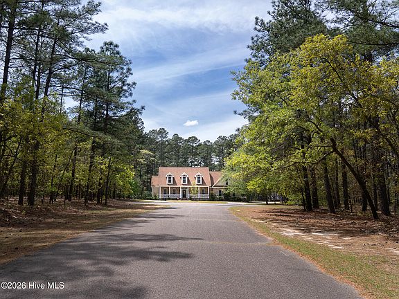 3rd image of 15940 Lovegrass Lane