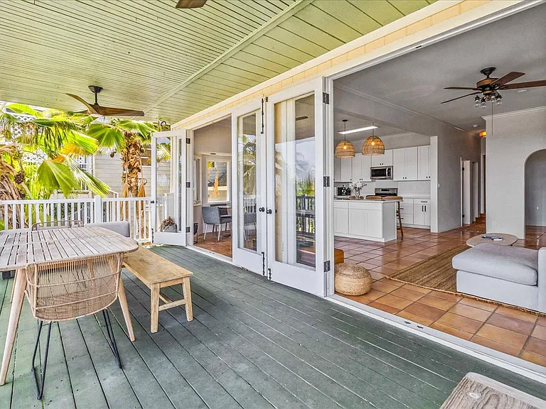 1512 Halekoa Dr #B — Photo 11