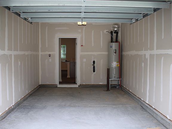5th image of 6049 Guildford Hill Ln