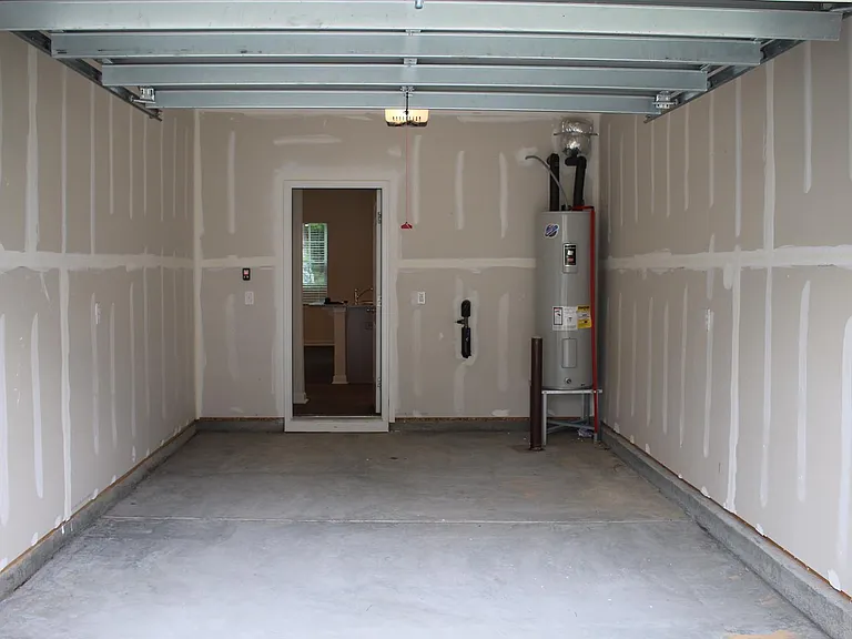 6049 Guildford Hill Ln — Photo 5