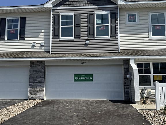 2nd image of 21615 Azalea Ln