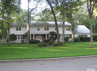 3 Midvale Ct, East Northport, NY 11731