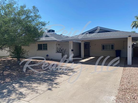 3rd image of 1309 E Carter Dr