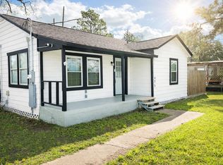 406 N Fig St, Sweeny, TX 77480