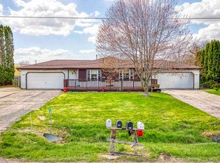 8383 Hickory Ave, Larsen, WI 54947