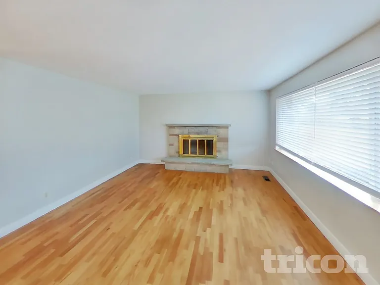 9023 Gayle Ave S — Photo 4