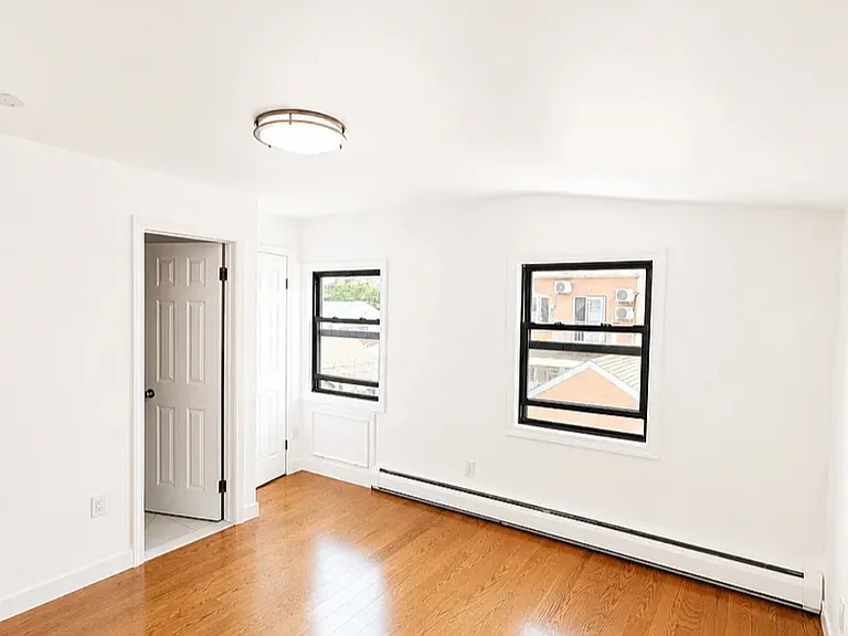 14719 Elm Ave #2 — Photo 5