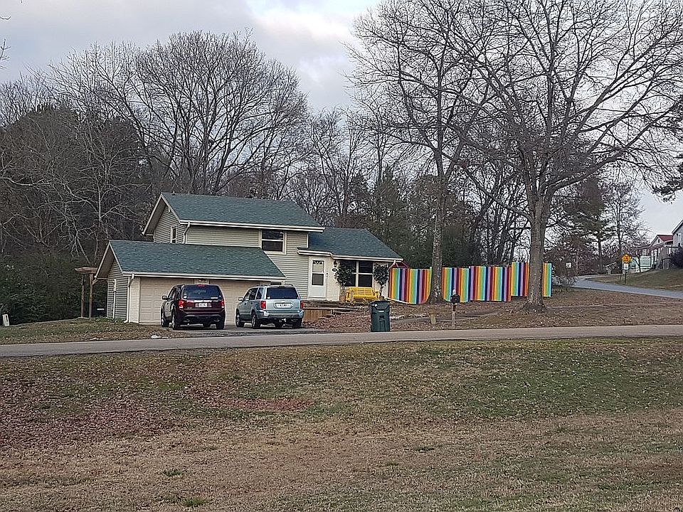 1st image of 150 Fairwood Cir