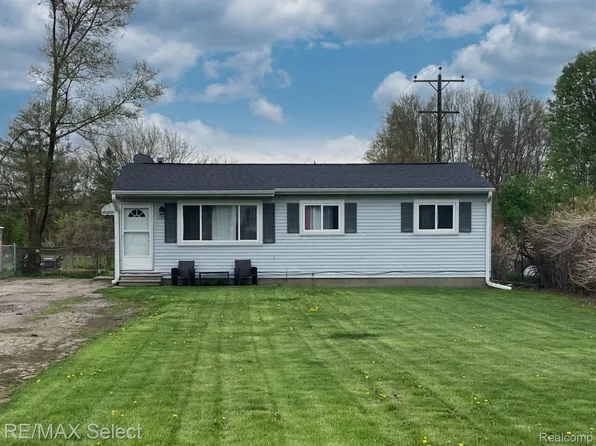 1127 Lorene Ave, Mount Morris, MI 48458