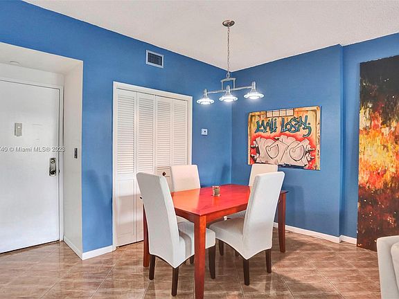 5th image of 4200 Hillcrest Dr APT 104