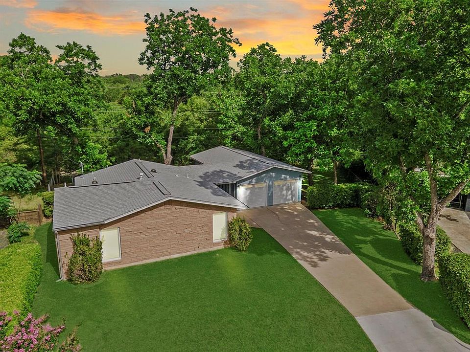1st image of 3002 Birdwood Cir