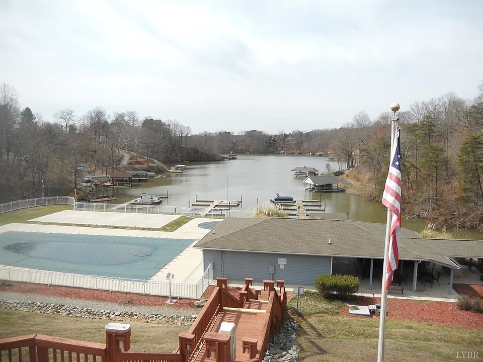 1st image of 1089 Bluewater Dr #514