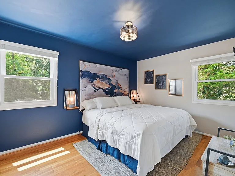 6426 Carriage Dr — Photo 34