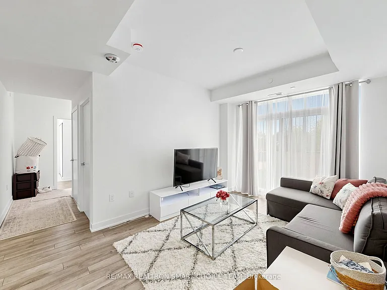 1005 Dundas St E #364 — Photo 13