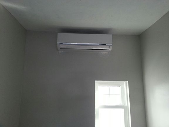 4th image of 160 NE 75th St #3