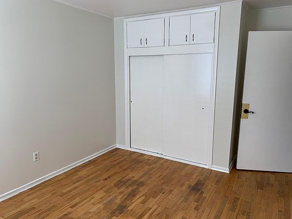 4th image of 620 6th Ave APT 4