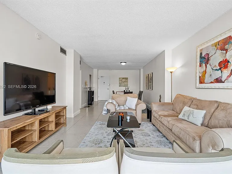 500 Bayview Dr #325 — Photo 38