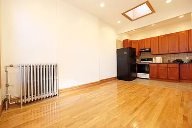 Rented by SBJ Brokerage, LLC